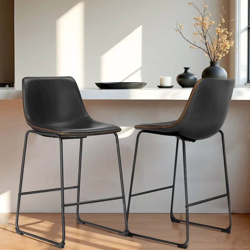 Tabourets de bar classiques en similicuir de 66 cm (hauteur comptoir) - Lot de 2 avec dossier et pieds en métal pour îlot de cuisine