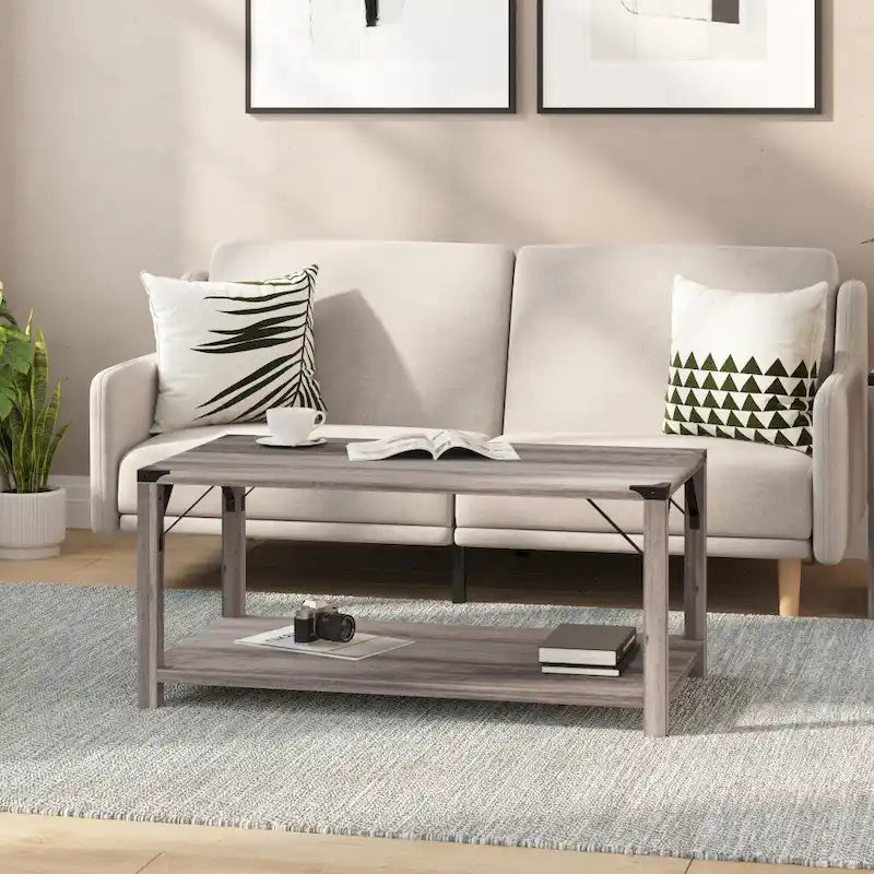 Table basse à 2 niveaux avec entretoises latérales et coins renforcés en métal